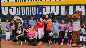 Sultanes de Monterrey en la clínica impartida por jugadores.