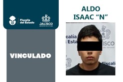 Ficha de vinculación a proceso de la Fiscalía de Jalisco con una foto de Aldo Isaac N con los ojos censurados por un recuadro negro
