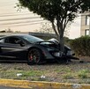 Un automóvil de lujo de la marca McLaren 570S protagonizó un accidente la madrugada de este domingo en Juriquilla, Querétaro.
