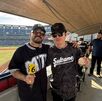 Los hermanos Quezada recordaron su infancia en San Pedro de las Colonias al tomar el diamante de los Sultanes.