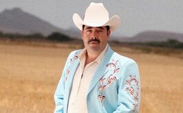 Sergio Vega, cantante de regional mexicano que fue asesinado horas después de desmentir un rumor sobre su muerte.