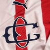 Descubre el nuevo jersey conmemorativo por el 120 aniversario de Chivas. Conoce su precio, características de colección y dónde comprarlo.