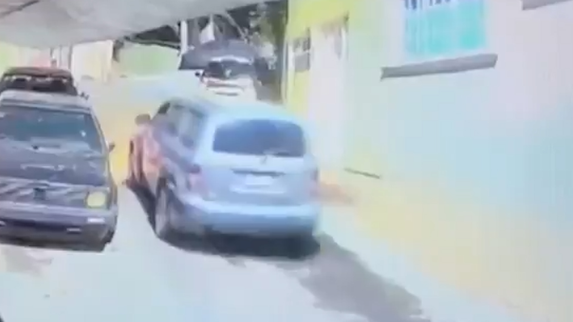 Vecinos de la colonia Tierra Colorada en la Magdalena Contreras denuncian incremento de robos en la calle Jacarandas. El botón de pánico no funciona.