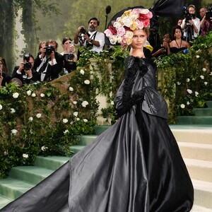 Zendaya Coleman asiste a la gala benéfica del Instituto del Traje del Museo Metropolitano de Arte en Nueva York el 6 de mayo de 2024.