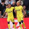 Jugadores del Tottenham festejando el segundo gol del partido ante Aston Villa en la jornada 35 de la Premier League.