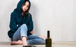 Telediario Media Alcoholismo se ha incrementado en adolescentes en últimos años: Alcohólicos Anónimos
