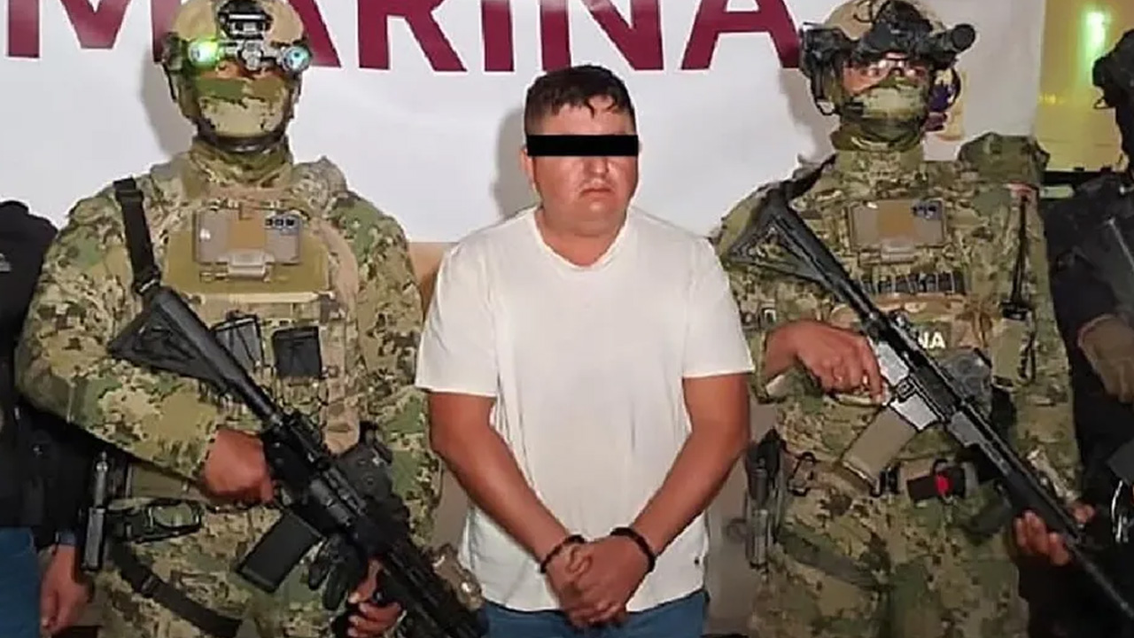 Un juez federal vinculó a proceso a Audias ‘N’, ‘El Jardinero’, en Almoloya de Juárez por portación de armas de uso exclusivo del Ejército.