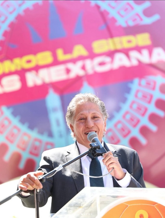 Frangie en una rueda de prensa durante la presentación del Medio Maratón deportivo de Zapopan 2026, donde mencionó el tema de Chivas y la FMF