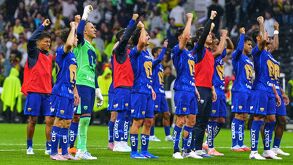 Pumas agradeciendo el apoyo de la afición en el Clausura 2026.
