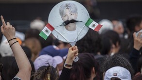 Fans de BTS en la Ciudad de México.