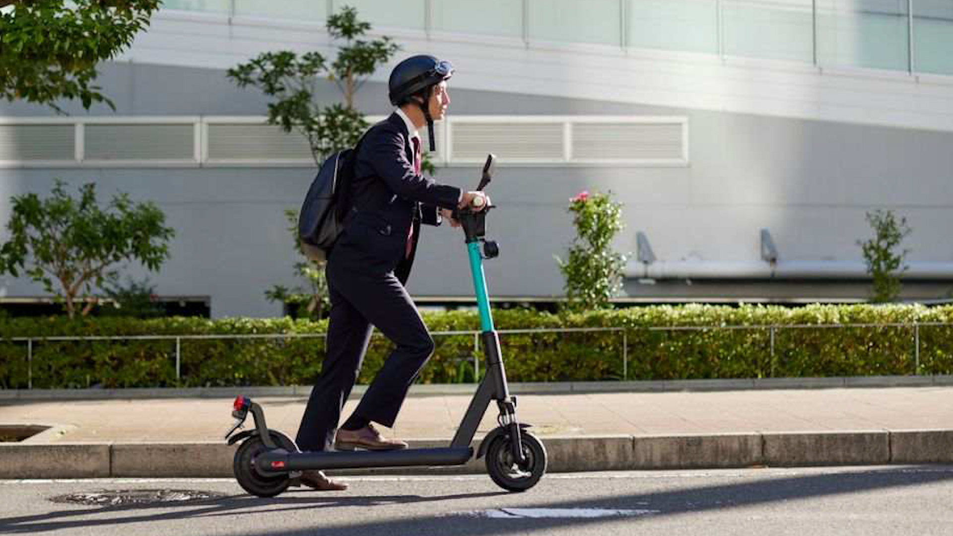 Conoce el nuevo reglamento para scooters y bicicletas eléctricas en la CdMx. Trámites, licencias y placas obligatorias a partir de julio de 2026.