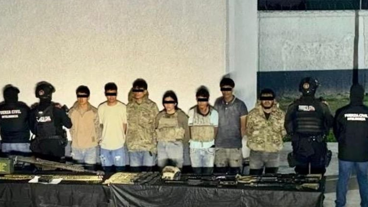 Un enfrentamiento entre civiles armados y autoridades en Doctor Arroyo, Nuevo León, dejó ocho detenidos.