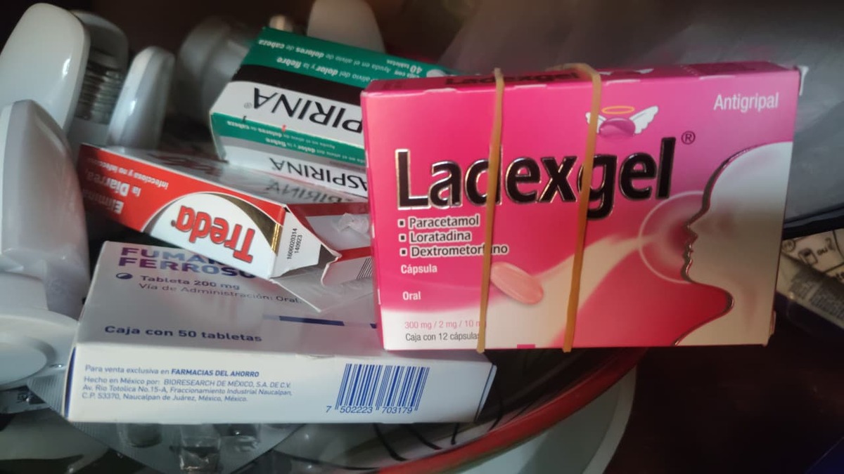 Coahuila asegura mantener más del 80 por ciento de abasto en hospitales pese al recorte federal de medicamentos.