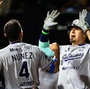 Jugadores de Sultanes de Monterrey celebrando la victoria ante Toros.