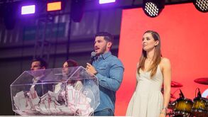 Samuel García y Mariana Rodríguez