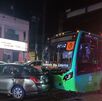 Accidente de ruta urbana con camioneta en San Pedro Garza García