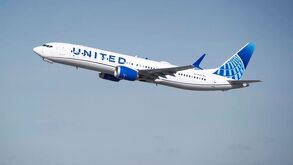 El vuelo UAL579 de United Airlines con destino a Houston aterrizó de emergencia en Monterrey por una supuesta alerta en la puerta de la bodega de carga.