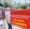 Afectados de Proyectos 9 se manifiestan en San Pedro y exigen a José Lobatón comparecer en la audiencia de imputación el próximo 15 de mayo.