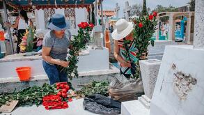 Más de 92 mil personas visitaron los cementerios de Guadalajara este fin de semana. Conoce los detalles del operativo del Día de las Madres.