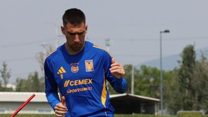 Fernando Gorriarán durante un entrenamiento con Tigres.