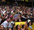 Jugadoras y staff de Fuerza Regia Femenil celebrando el pase a la final.