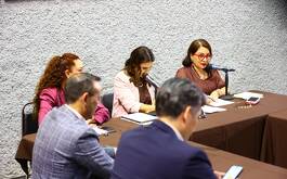 Lorena de la Garza, presidenta de la Comisión de Presupuesto, dijo que no podían seguir estas prácticas