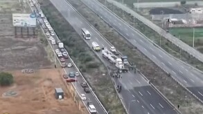 Bloquean carrtera al AIFA