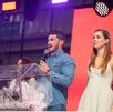 Samuel García y Mariana Rodríguez