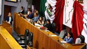 La Comisión de Justicia del Congreso local avaló sancionar el uso de códigos QR y acordeones en elecciones.