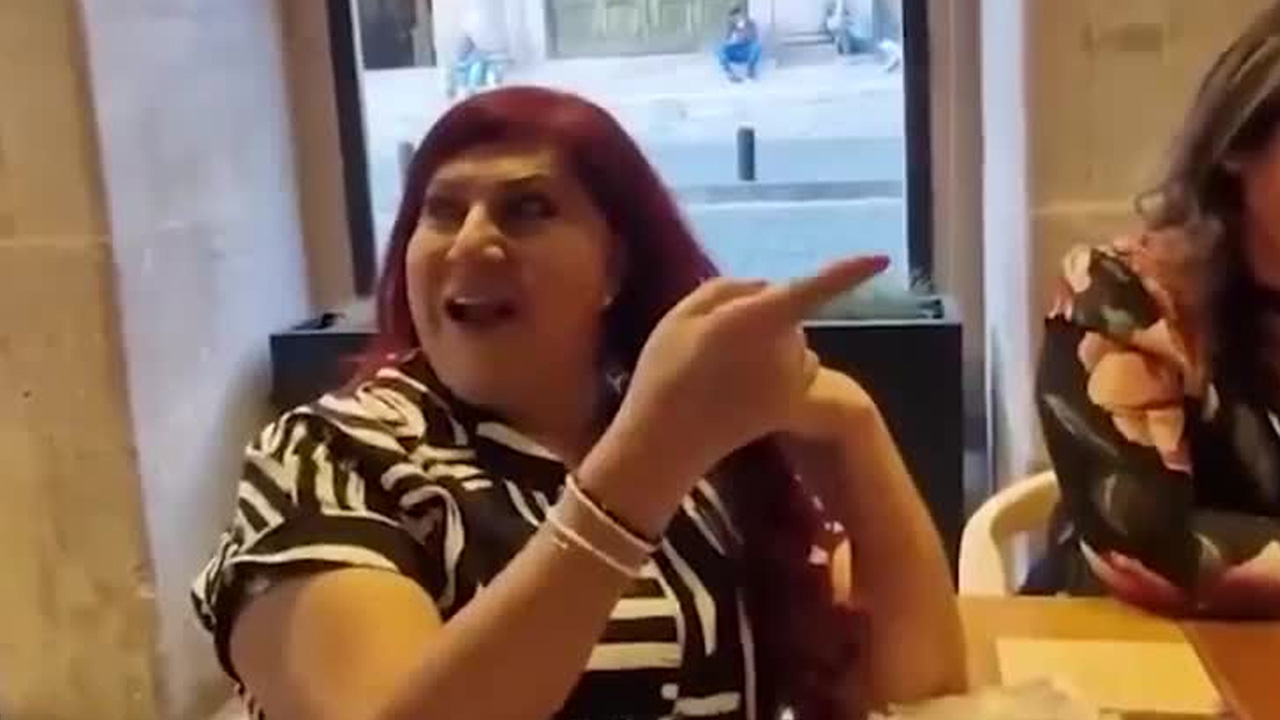 Productores agrícolas irrumpieron en un restaurante del Centro Histórico de Zacatecas para confrontar a funcionarios de Morena.