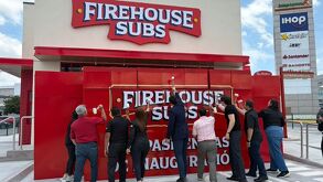 Firehouse Subs inauguró su séptima sucursal en Nuevo León y la primera en Apodaca.