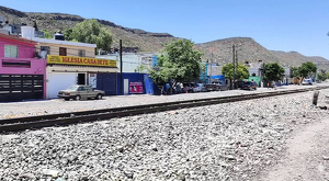 Vecinos del Tanquecito aseguran que no han recibido información sobre posibles reubicaciones por el tren.