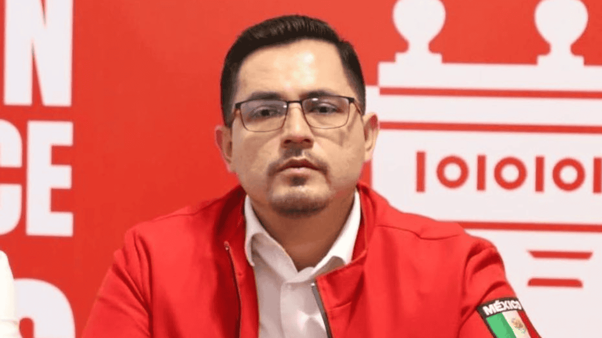 Políticos consideran preocupante para León la falta de comunicación de Alejandra Gutiérrez con Libia Dennis tras no afiliarse aún a Movimiento Ciudadano.