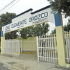 Autoridades investigan la riña entre alumnas en Saltillo mientras expertos explican posibles sanciones legales.