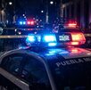 imagen ilustrativa de una patrulla de policía en una escena del crimen creada con inteligencia artificial