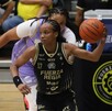 Jugadora de Fuerza Regia Femenil durante la final ante Adelitas en la LNBP Femenil.