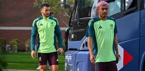 Luis Chávez y Julián Araujo sufrieron lesiones que podrían poner en peligro su presencia en el Mundial 2026.