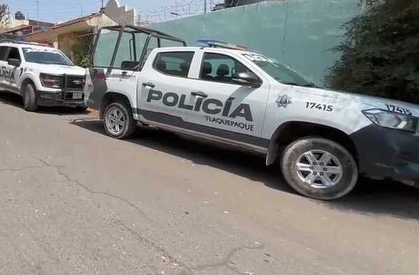 Unidad de la cruz verdde estacionada