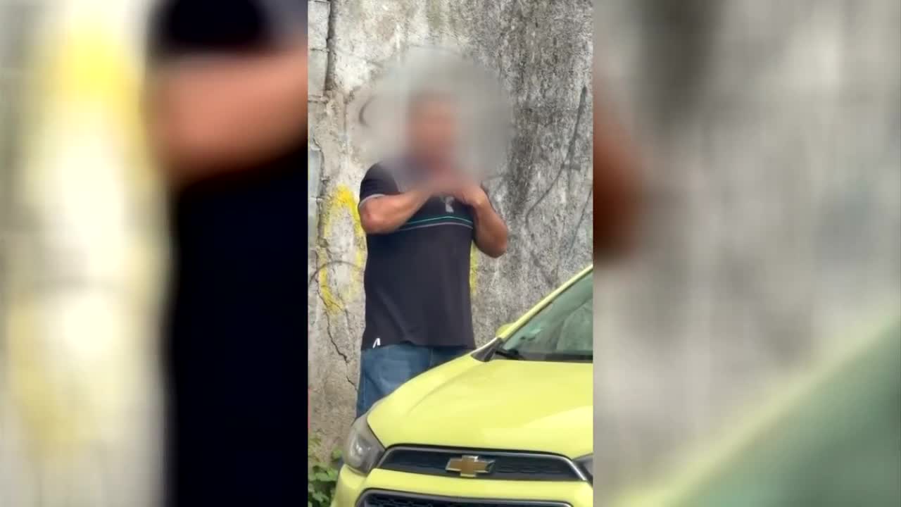 Policías de Guadalupe detuvieron a un hombre armado con un cuchillo tras un incidente en la colonia La Rosita.