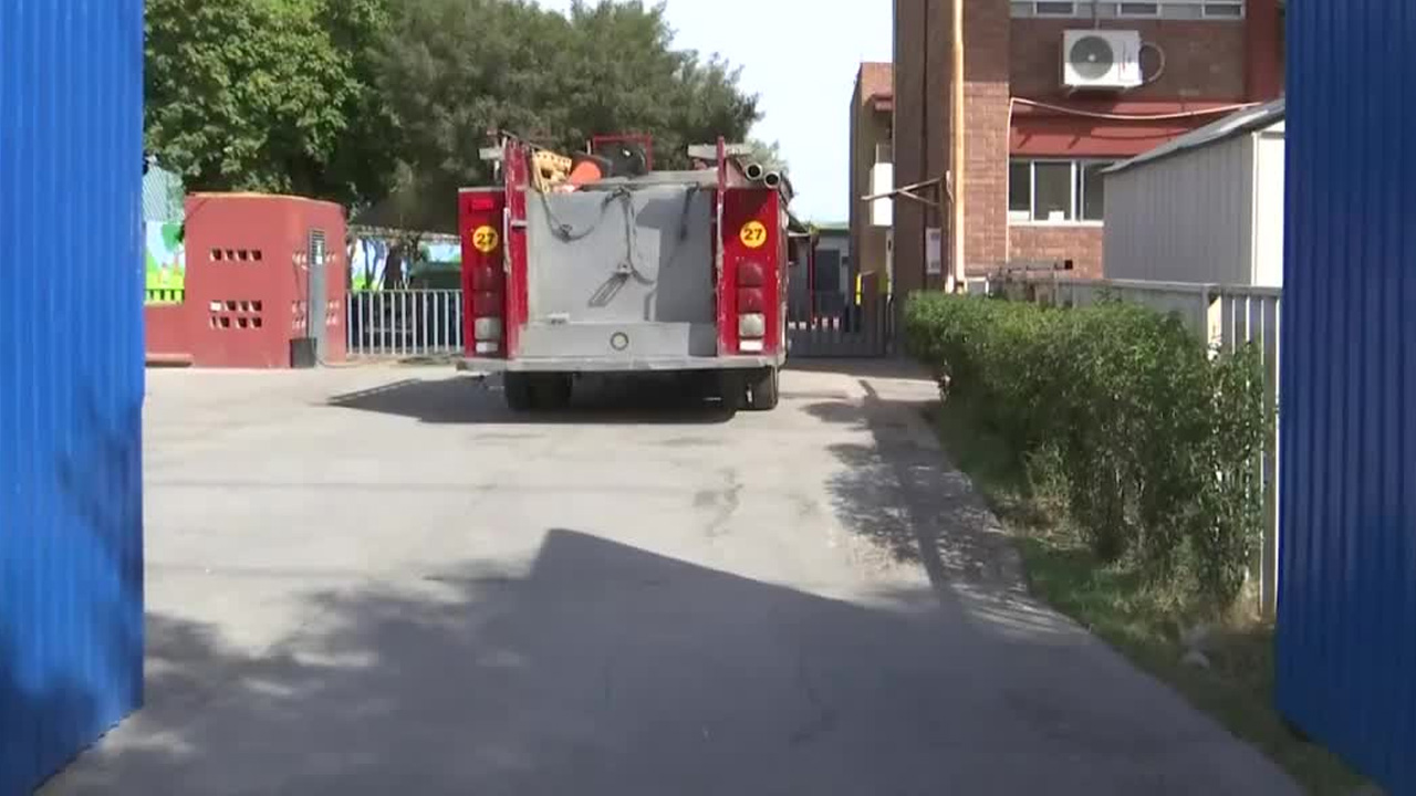 Una intensa movilización de los cuerpos de rescate se registró este lunes en la colonia Abastos de Torreón por una fuga de gas en la guardería Jonas Salk.