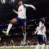 Jugadores del Tottenham festejando el 1-0 sobre Leed United en la jornada 36 de la Premier League.