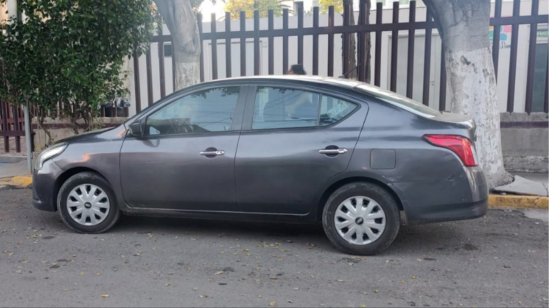 Un taxista de Ecatepec relata cómo encontró a un bebé abandonado en el asiento trasero de su unidad. La Fiscalía del Edomex ya investiga el caso.