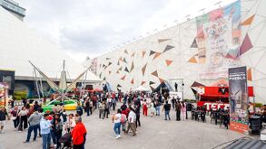 personas en el recinto ferial de la feria de puebla 2026