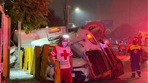 Accidente e tráiler en San Nicolas