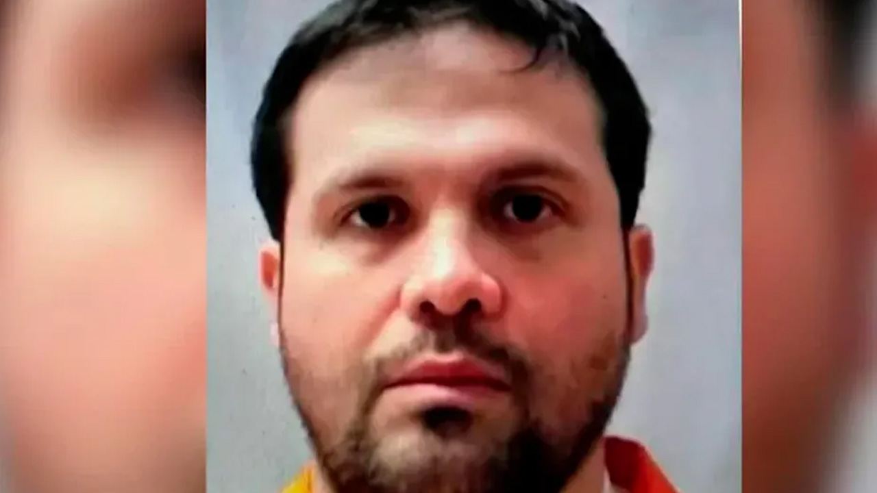 La audiencia de posible sentencia contra Joaquín Guzmán López fue reprogramada para agosto.
