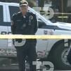 Policías resguardan cuerpos de pareja asesinada en la alcaldía Miguel Hidalgo.