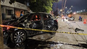 Un aparatoso choque en la Avenida Lázaro Cárdenas dejó una camioneta volcada tras caer sobre otro auto. Entérate de los detalles del milagro aquí.