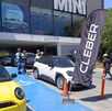 cuerpos de auxilio ante riesgo de incendio en agencia de carros