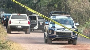 Localizan a una joven sin vida en Puerto Vallarta; autoridades indagan nexo con otros dos crímenes similares. Podría tratarse de un nuevo caso de feminicidio.