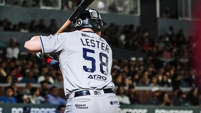 Jugador de Sultanes de Monterrey durante un partido de la LMB.